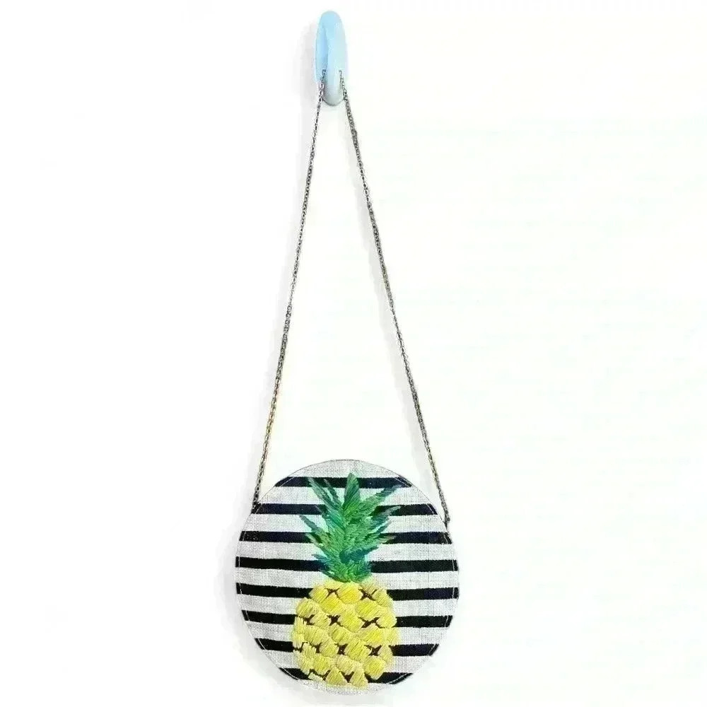 Kayu round straw striped pineapple purse with tassel & chain strap with dust bag - Picture 5 of 11
